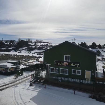 Bryce Sunset Inn Panguitch Bagian luar foto
