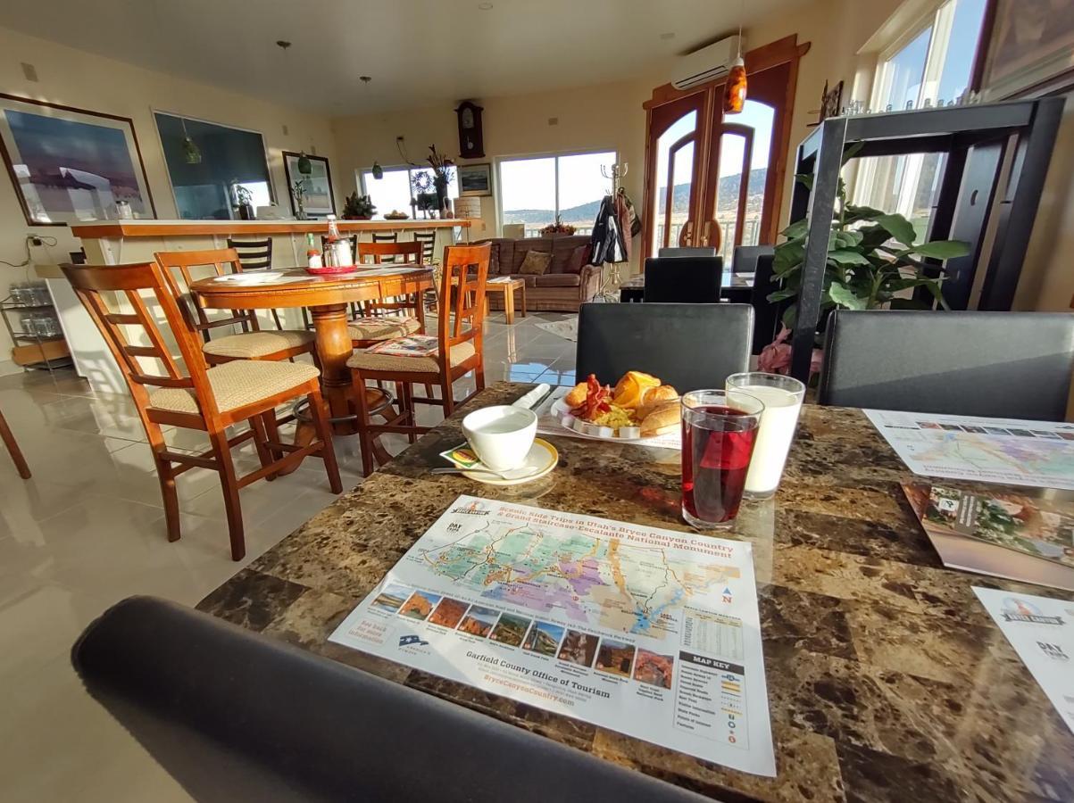 Bryce Sunset Inn Panguitch Bagian luar foto