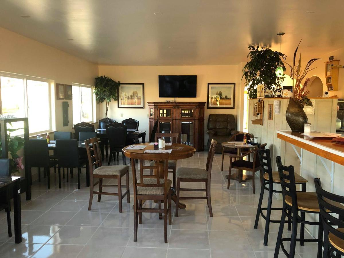 Bryce Sunset Inn Panguitch Bagian luar foto